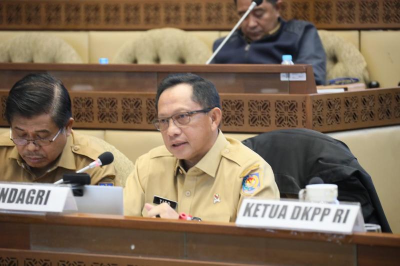 Rapat Bersama DPR RI Mendagri Beberkan Capaian Kenerja Dan Prestasi