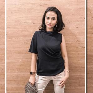Sakit, Vanessa Angel Tidak Penuhi Panggilan Polda Jatim