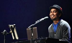 Penyanyi Glenn Fredly Suarakan Perdamaian untuk Tanah Papua