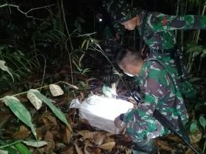 Satgas Pamtas Yonif R 641/Bru, Amankan 7 Gram Sabu di Jalur Tikus