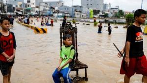 Nirfaedah Politisasi Banjir