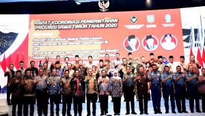 Tito Karnavian Apresiasi Pemprov Jatim atas Inisiatif Penggunaan Anjungan Dukcapil Mandiri