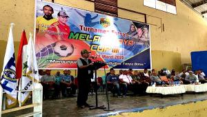 Wakil Ketua DPD Nono Sampono Buka Turnamen Futsal di Sorong