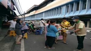 Cegah Penyebaran Covid-19, Pemuda Katolik Bagikan Masker dan Hand Sanitizer di Jakarta