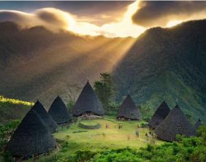 "Berbudaya-kah?" Puisi Kebudayaan oleh Gerard N Bibang