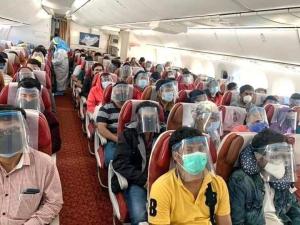 Menhub : Penerbangan Domestik Cukup Rapid Test, Untuk Luar Negeri Harus PCR