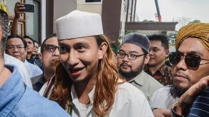 Diduga Aniaya Anggota Banser, Bahar bin Smith Resmi Jadi Tersangka