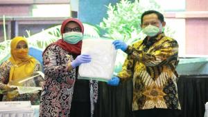 Mendagri Salurkan Bantuan Yayasan Temasek Singapura ke Kabupaten dan Kota Bogor