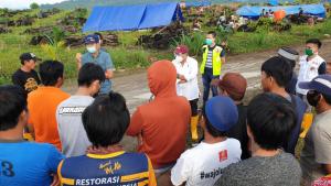 Banjir Bandang Terus Mengundang Simpati