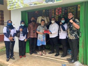  Warung Nasabah PNM Demo Pembelanjaan Kebutuhan Warung Pakai PNMJUARA dan LinkAja