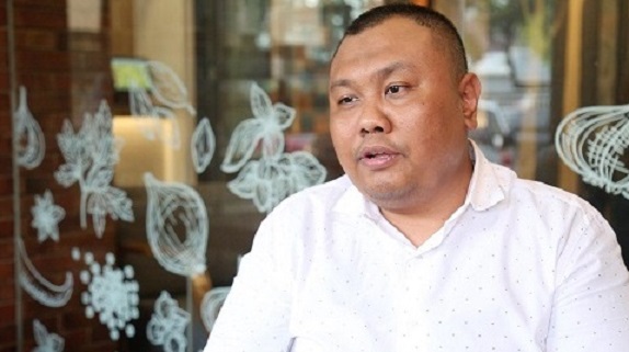 Hendri Satrio: Kritik Harus Dibangun Tidak Berdasarkan Kebencian, Menghasut dan Memecah Belah | indonews.id