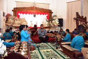 Kasal Saksikan Pagelaran Wayang Kulit Dewa Ruci