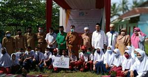 Baznas Kabupaten Tanahdatar Salurkan Dana Pendidikan