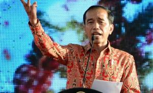 Presiden Ajak Umat Kristiani Tidak Kehilangan Harapan Karena Tuhan Bersama Kita