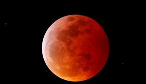 Ini Fase Gerhana Bulan Total dari Dermaga Cinta Ancol