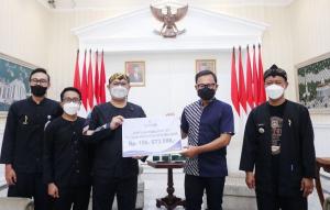 BJB Kota Bogor Serahkan CSR Rp 106 Juta Lebih untuk Sentra Kuliner Malabar