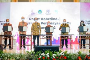 PNM Salurkan Pembiayaan Program Ultra Mikro Pusat Investasi Pemerintah