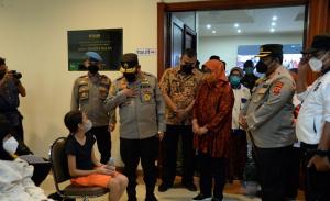 Kapolda Jabar Pantau Langsung Vaksin di Darmawan Park Bogor