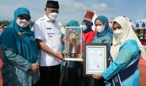 Dasawisma Mawar I Bukit Barisan Nagari Tigo Jangko Tanahdatar Juara I Tingkat Provinsi