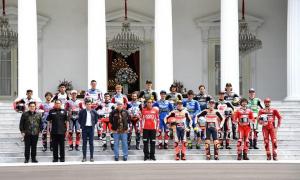 Didampingi Ketua MPR, Presiden Jokowi Terima Pembalap MotoGP di Istana Negara