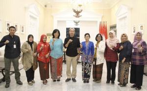 Dukung Kebaya Goes to UNESCO, PBI Bogor Gelar Jalan Sehat Berkebaya