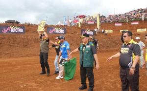 Kejuaraan Motor Trail `Cileuksa Open Grasstrack` di Sirkuit JA Racing Cileuksa Dibuka Danrem 061 SK