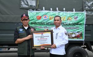Dukung Percepatan Penanganan Darurat Gempa M7,5, BNPB Serahkan Bantuan DSP Senilai 1,1 Miliar Rupiah