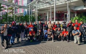 Touring Imlek 2023, Legend Riders Makin Enjoy Tarik Gas