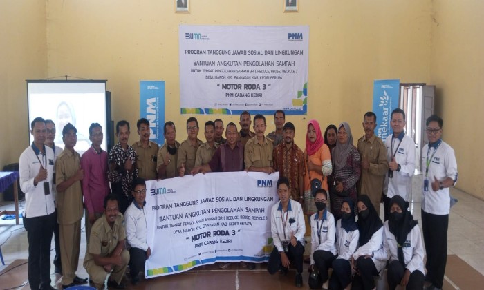 Peduli Kebersihan Lingkungan, PNM Berikan Kendaraan Angkut Sampah