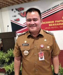 Pj Bupati Bernhard Hadirkan Layanan Internet Gratis Di Sejumlah OPD Dan Fasilitas Publik Maybrat untuk Percepat Pembangunan