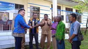 Pemkab Maybrat Gelar Pembukan Pelaksanan Pekerjan Jalan Yukase - Mare