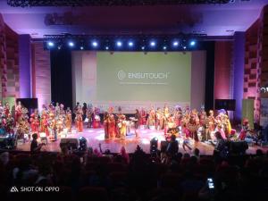 Festival Model Batik, Ikat Kerja Sama Ensutouch dengan Balezza