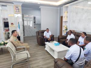 Pj Bupati Maybrat Rapat Bersama Asisten II, dan Dinas Komimfo Kab Maybrat bahas Sistem Pemerintahan Berbasis Elektronik