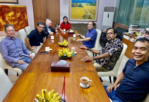 Rocky Gerung Tidak Bisa Dipidana "Penyiaran Berita Bohong dan Keonaran"