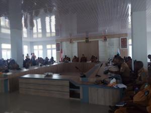 PJ Bupati Maybrat Monitoring Kerja Para Kepala Dinas di Lingkungan Kabupaten Maybrat
