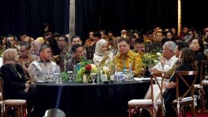 Apresiasi Program Sewindu PSN, Menko Airlangga Sebut Pentingnya Keberlanjutan Infrastruktur Strategis bagi Pemerataan Pembangunan