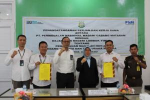 PNM Mataram dan Kejari Lombok Timur Teken MoU Beri Perlindungan Hukum bagi Nasabah