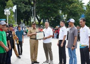 PLN UIP Nusra Raih Penghargaan Zero Accident dalam Pencanangan Bulan K3 NTB