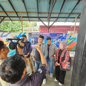 Bedah Buku Hitam Prabowo Subianto di Kota Padang Sumatera Barat Diwarnai Tengkar Argumen yang Diduga "Penyusup"