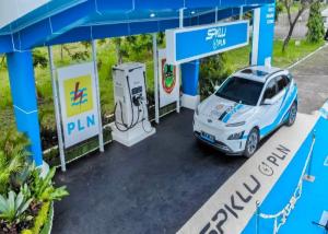 Terus Tingkatkan Jumlah SPKLU Selama 2023, PLN Berhasil Penuhi Kebutuhan Pengguna Kendaraan Listrik di Indonesia