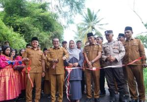 Masyarakat Durian Bangko Nagari Tapi Selo Syukuran Pembangunan Jalan