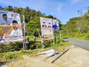 Masa Tenang di Maybrat, Sat Pol PP Bersihkan Baliho dan Spanduk Partai
