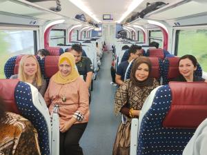 CEO KA Malaysia Menyambut Delegasi Puisi Dunia dengan Puisi