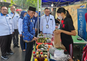 Dukung Produktivitas Nasabahn, PNM Mekaar Cabang Lamongan Gelar Event Cici Rosa