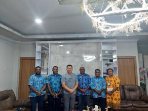  Pj Bupati Maybrat Gelar Rapat bersama UKPBJ, Bahas Strategi Peningkatan Sistem Pengadaan Barang dan Jasa