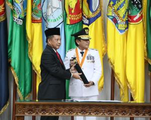 Mendagri Ingatkan Pj. Gubernur Maluku Jaga Tingkat Inflasi