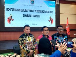 Evaluasi Penanganan Pengungsi di Maybrat Menunjukkan Kemajuan Signifikan