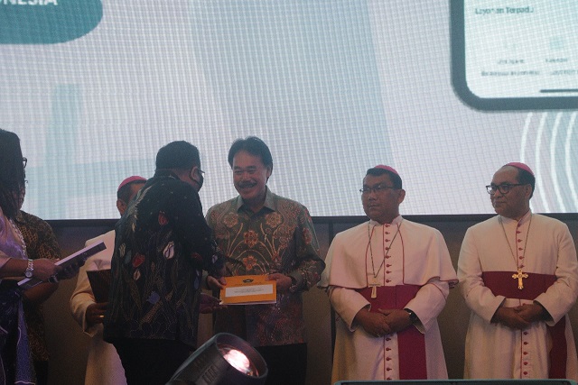 Umumkan Rencana Kedatangan Paus Fransiskus, Menteri Agama Dukung Penuh Pengurus LP3KN