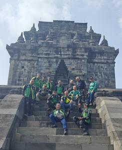 Legend Riders mengunjungi Candi Mendut sebelum ke Madiun