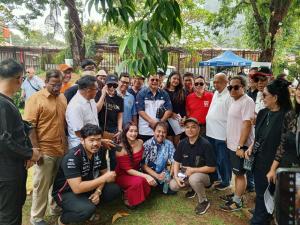 Kendaraan Klasik Parkir di Rumah Sarwono, Ada Pameran ICE